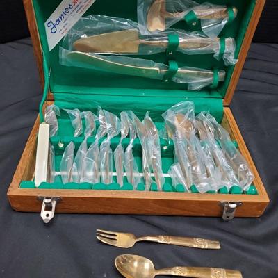 James Quality Jewelers brass Flatware