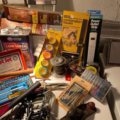 W19-Miscellaneous shop lot