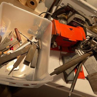 W24-Grinder, Sanders and files