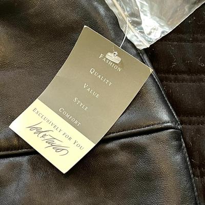 LOT 204   NWT LORD & TAYLOR BLACK LEATHER MINI SKIRT SIZE 16
