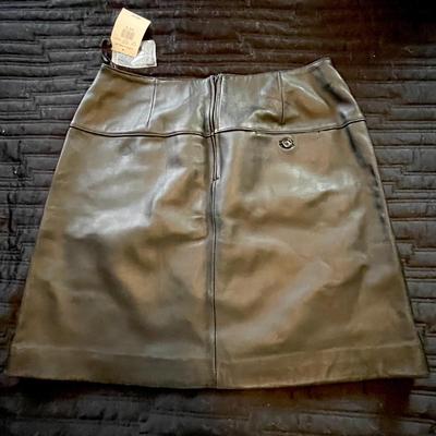 LOT 204   NWT LORD & TAYLOR BLACK LEATHER MINI SKIRT SIZE 16