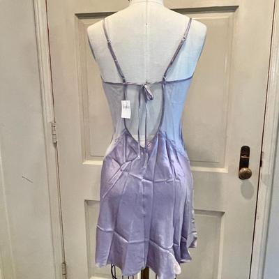 LOT 206   NWT FREDERICKS OF HOLLYWOOD LAVENDER KIMONO ROBE SLIP NIGHTIE SIZE XL