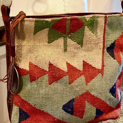 LOT 214   VINTAGE BLANKET CARPET SHOULDER BAG.  DESIGNER MARCO ARNE?