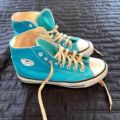 LOT 215  CONVERSE KNOCK OFFS JIM CHER TURBO STAR OXORD CANVAS HIGH TOPS