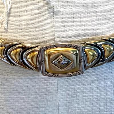 LOT 220  VINTAGE DAMEBELT 2 STRAND GOLD STRETCHY BELT GOLD/SILVER BUCKLE