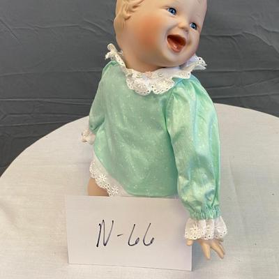 Porcelain Kneeling Happy Doll