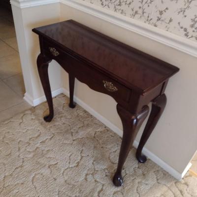Wood Finish Sofa Table with Drawer