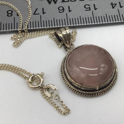 Rose quartz In Silver 925 setting with silver 925 Chain