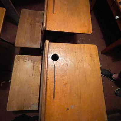 T33-Antique School Desks