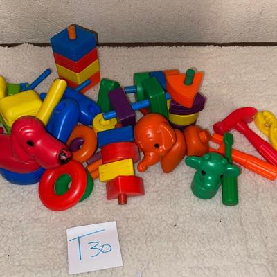 T30-Toy Lot