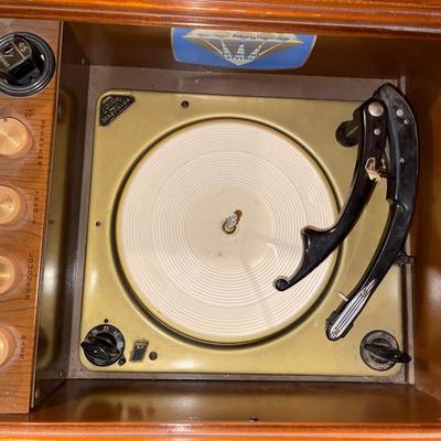 T23-Record player