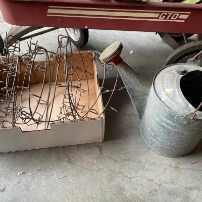 G2-Wagon and gardening lot