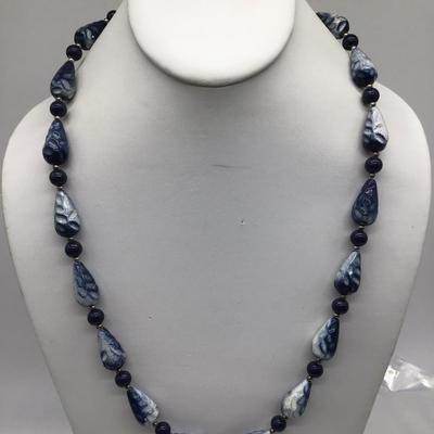 Vintage Mottled Blue Beaded Necklace Geometric Shapes Silver  Tone Spacers