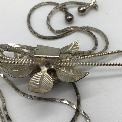 Vintage Silver Tone Lariat Necklace with Mesh Rose Flower Slider on Thin...