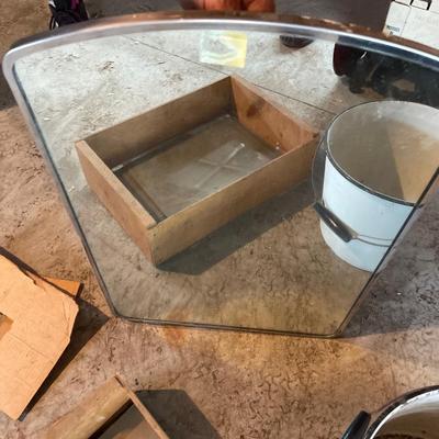 G24-Vanity, small panes of glass, wooden shallow crate and enamel bucket