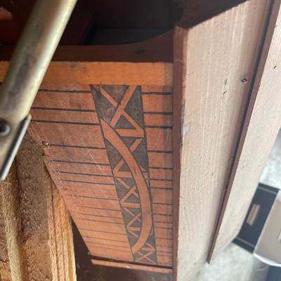 G26-Wheelbarrow, stakes, sprinklers, bird feeder