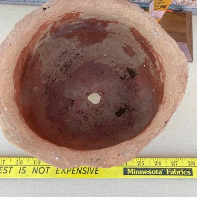 Terra-cotta pot
