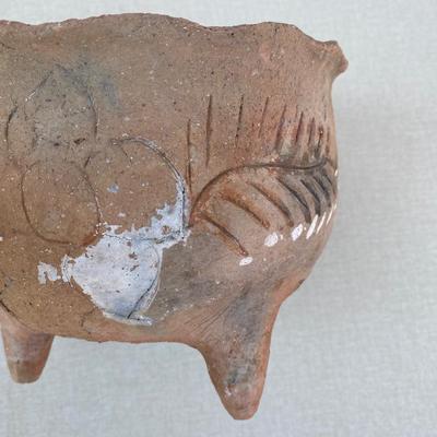Terra-cotta pot