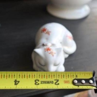 Vintage Fred Roberts sleeping cat