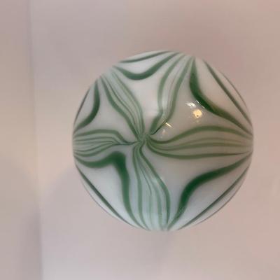 Lot 73 Large egg