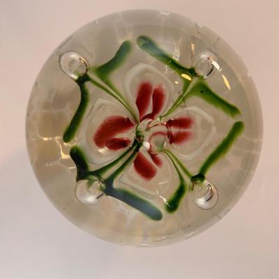 Lot 75 Flower paperweight