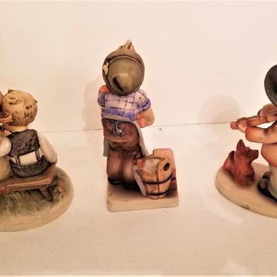 Lot #156  Lot of 3 Vintage Hummel figurines