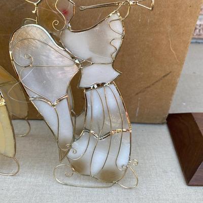 Set of eight assorted Angels