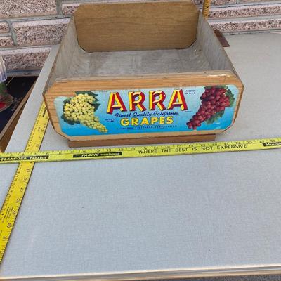 Wood and heavy cardboard grapes crate