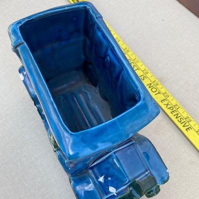To ceramic vintage cars