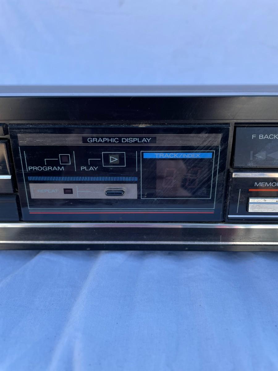 LOT 60 FISHER COMPACT DISC PLAYER