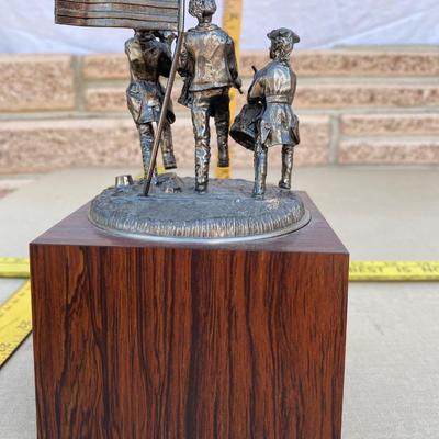 Bicentennial commemorative radio