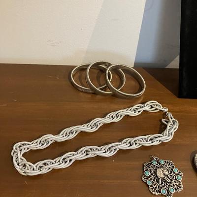 15 piece silver metal mixed costume jewelry lot
