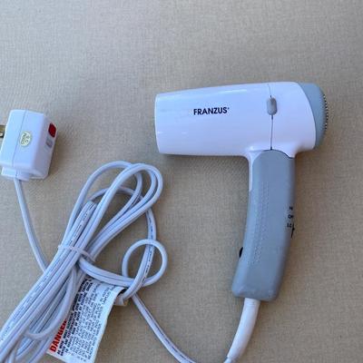 Mini travel hairdryer