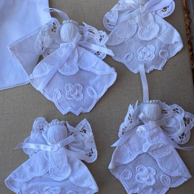Assortment of handkerchief in Battenberg lace Angels and dolls