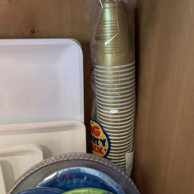 LOT 39: Entertaining Ware: Coffee Pot, Percolator, White Plastic Serving Pieces & More