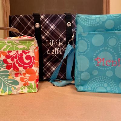 LOT 51R: Thirty One: Picnic Thermal Tote, Around The Clock Thermal Tote Lunch Bag  & Super Utility Organizing Tote