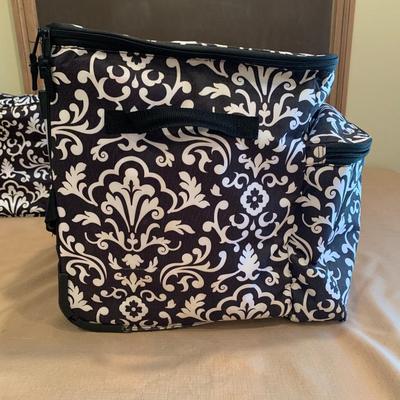 LOT 52R: Thirty One Rolling Cooler, Thirty One Round Storage Bin, Thirty One Square Thermal Tote