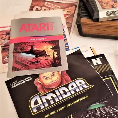 Lot #168  ATARI Vanguard 2600 Video Game System - vintage 1982