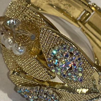 bracelet excellent quality