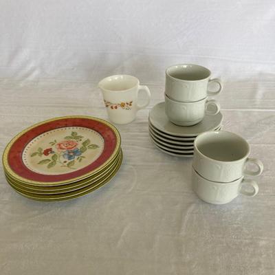 Fifth Element and Royal Norfolk Stoneware (K-JM)