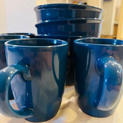 Fifth Element and Royal Norfolk Stoneware (K-JM)