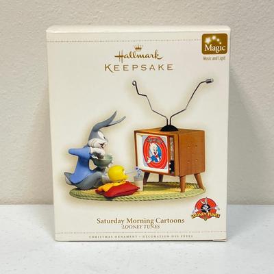 HALLMARK ~ Keepsake ~ Looney Tunes ~ Saturday Morning Cartoons Ornament