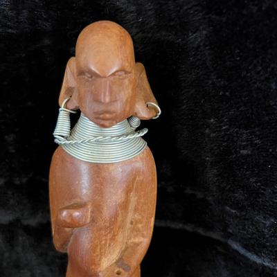 Small Wood Carved Animals and