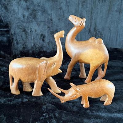 Small Wood Carved Animals and