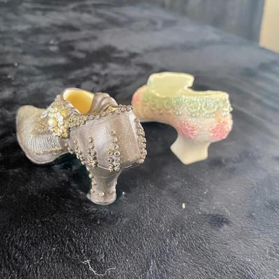 Miniature Collectible Shoes(D-NM)