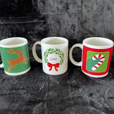 Christmas Kitchen Decor and More (LR-JM)
