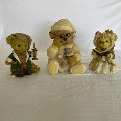 3 Resin Bears (D-NM)