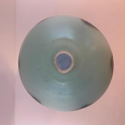 Lot 81 Vintage Vandermark Egg