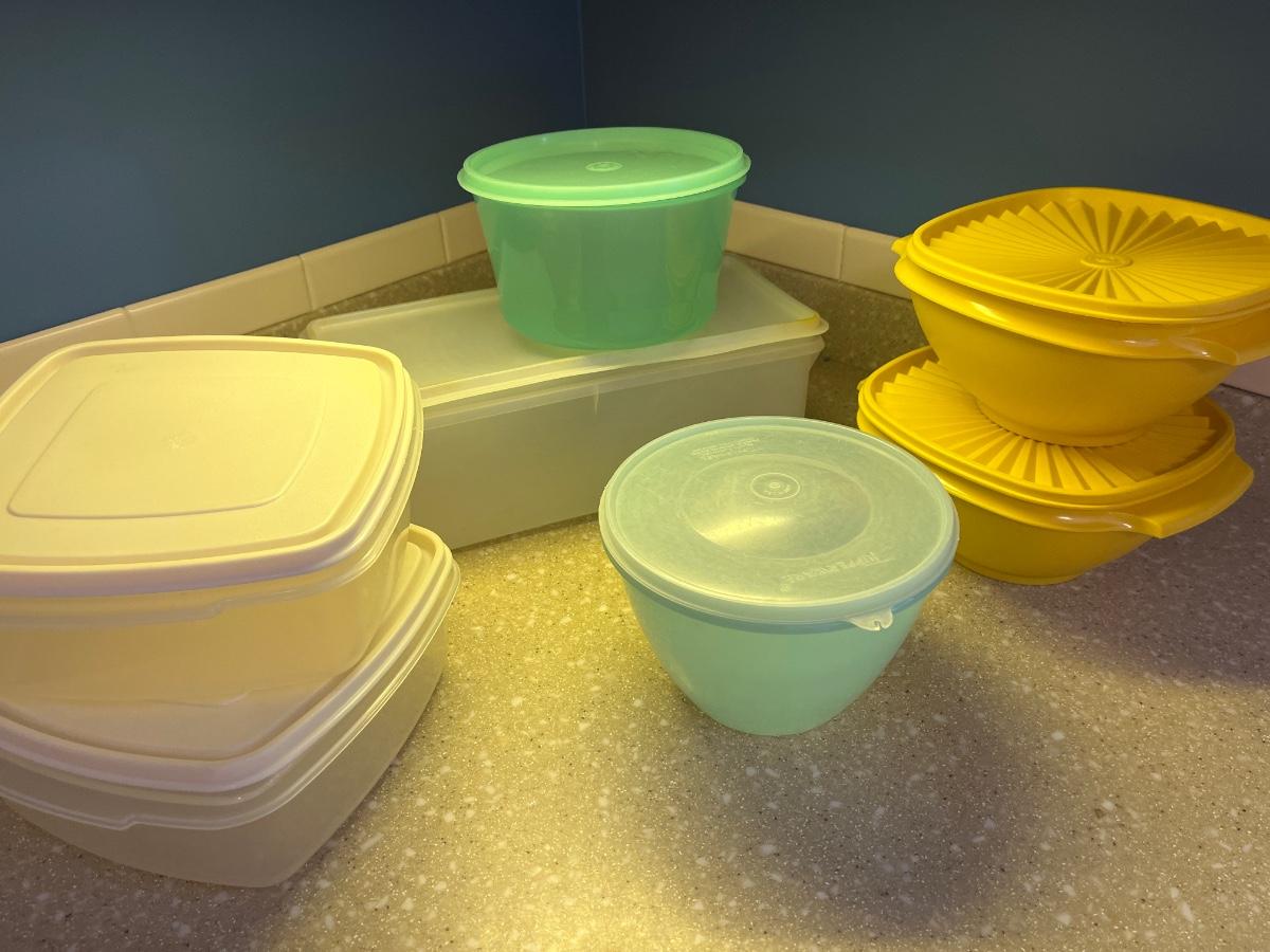 K259 Tupperware & Rubbermaid lot