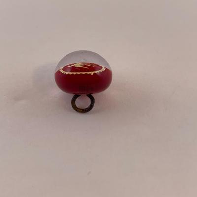 Lot 82 Glass button
